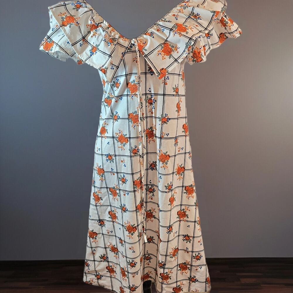 NWOT Zara White and Orange Floral Dress. Size S.
